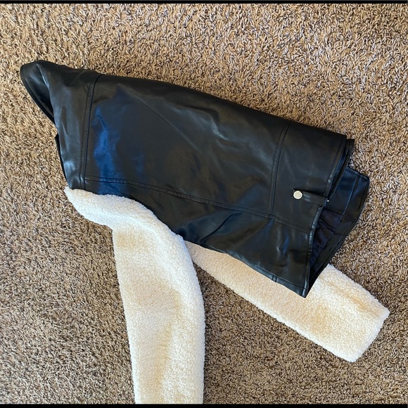 Leather jacket - Picture 4 of 4